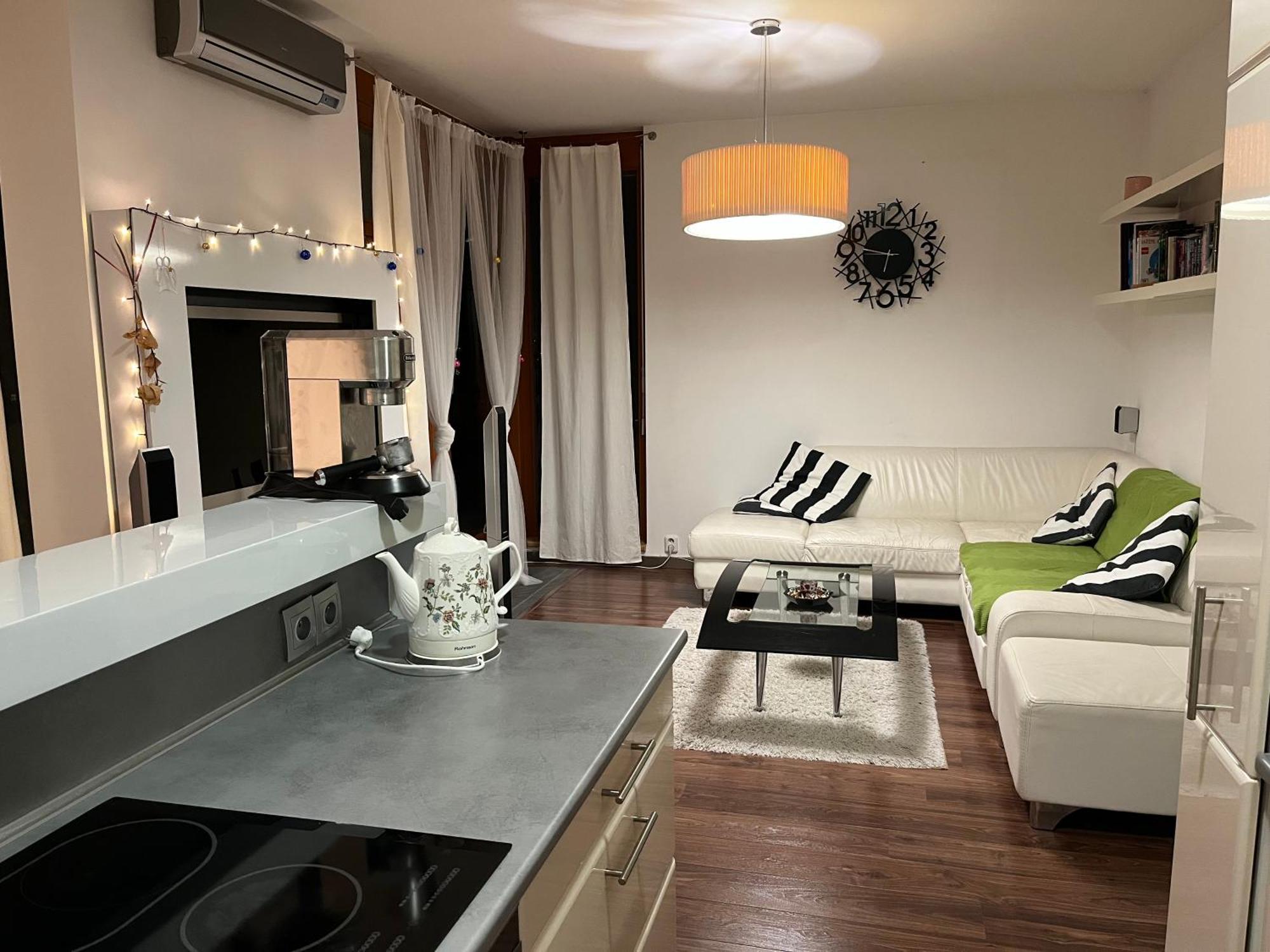 Rooftop Apartment With Pergola And Parking براغ المظهر الخارجي الصورة