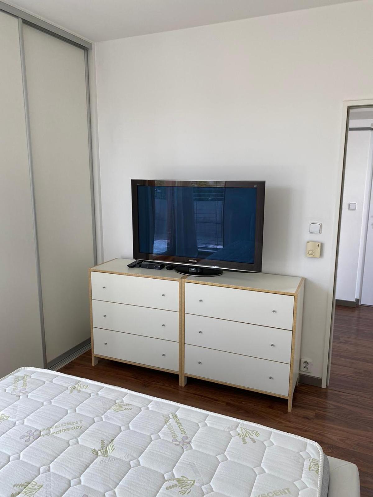 Rooftop Apartment With Pergola And Parking براغ المظهر الخارجي الصورة
